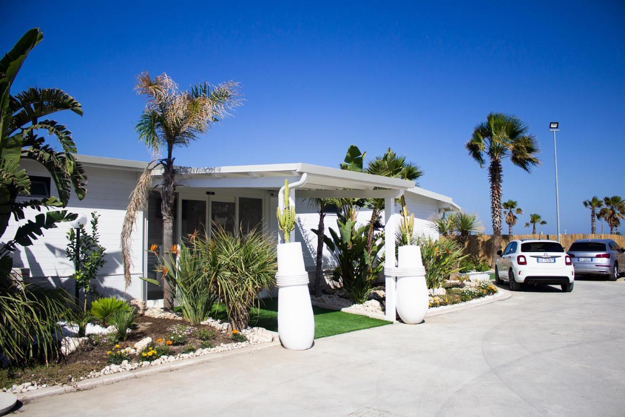 Aurora Beach & Suite Margherita Di Savoia Exteriör bild